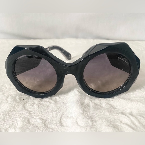 Roberto Cavalli ladies sunglasses like new! - Picture 1 of 8